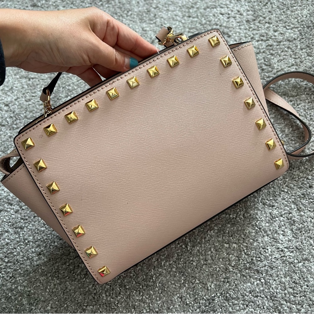 Michael Kors selma medium stud crossbody NWT pink - Picture 10 of 10